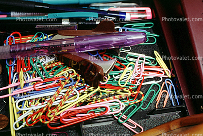 paper clips, paperclips, pns, , clutter, documents, paperless
