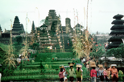 Pura Besakih, Hindu temple complex, Hinduism, people, buildings, Penjors, bamboo & palm leaf flags, Penjor