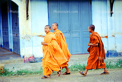 Monks, Laos