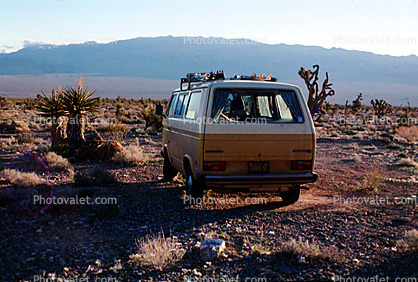 VW-van, Volkswagen Van camper, campsite