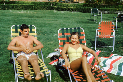 Woman, Man, Retro, Lounge, lounging, smiles, Lawn, September 1952, 1950s