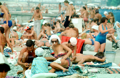 woman, women, bikini, sun tan, Beach, crowds, Sochi