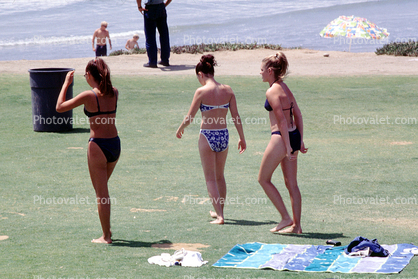 Bodies of the Sun, Del Mar Beach, towel