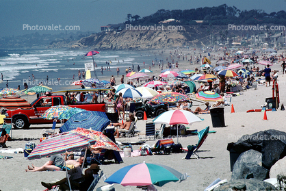 Crowded Beach, Umbrellas, Parasol, Sand, Shoreline, Del Mar
