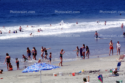 Crowded Beach, Waves, Pacific Ocean, summer, Sand, Shoreline, Del Mar