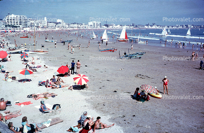 Beach, Sand, Atlantic Ocean, Buildings, Les Sables-d'Olonne, Plage, 1967, 1960s