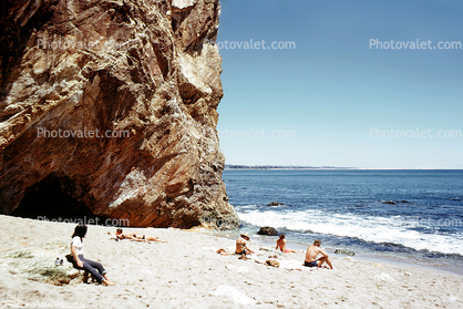 California Beach, sand, cliff, Pacific Ocean