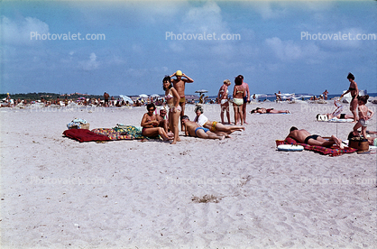 Sun Worshippers, Beach, Men, Women, 1970s
