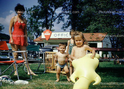 Vacation, Brother, Sister, Woman, Boy, Girl,  Retro, Lake Shawnee, 1940s