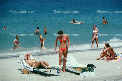 beach and sand, Atlantic Ocean, beachwear, 1976, 1970s