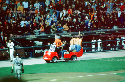 Barry Bonds 700th Home Run, Giants Baseball Stadium, Friday, Sept. 17, 2004