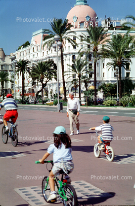 Kids, Palm Trees, Nice, France