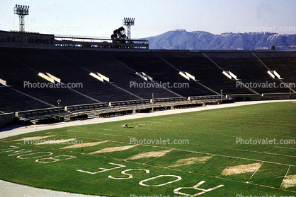 Rose Bowl Stadium, 1950s