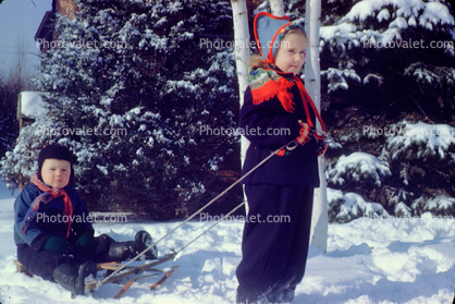 Girl, Boy, Sister, Brother, Snow, Sled, cute, 1940s