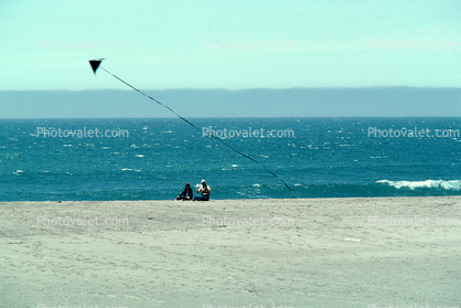 Beach, Sand, Wind, Windy, Flying a Kite, Waves, Pacific Ocean