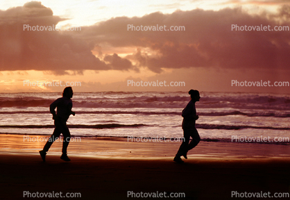 Runners, Man, Waves, Ocean Beach, Pacific Ocean, Ocean-Beach
