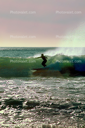 Topanga Beach, Surfer, Wetsuit, Surfboard, off-shore winds, 1970s