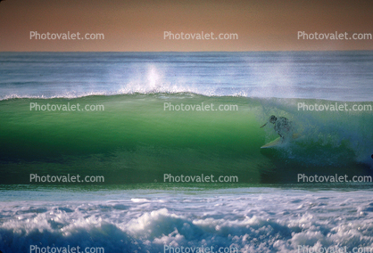 right break, getting tubed, Topanga Beach, Surfer, Surfboard
