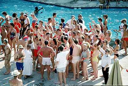Palm Desert, California, Pool