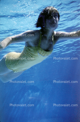 Girl Underwater, Natatorium, Pool