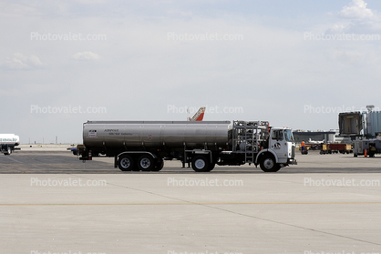 fueling truck, Ground Equipment, refueling