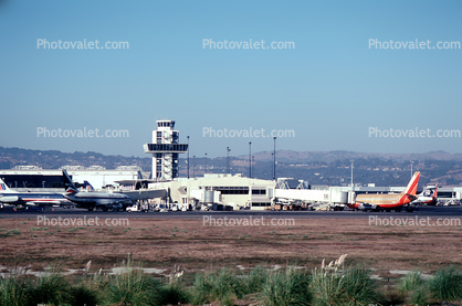 Control Tower, Terminals, jetway, planes, eastbay hills, Airbridge
