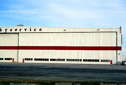 Skyservice Hangar