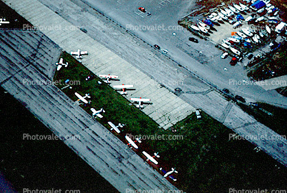 Runway, Ottawa/Rockcliffe Airport, Rockcliffe Airport, (YRO), Ottawa, Canada