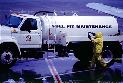 Fuel Pit Maintenance, San Francisco International Airport (SFO), Ground Equipment