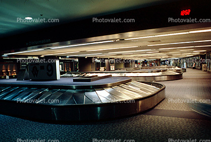 San Francisco International Airport (SFO), Baggage Carousel