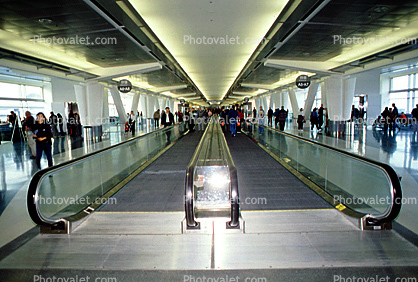 International Terminal, Vanishing Point, Moving Walkway