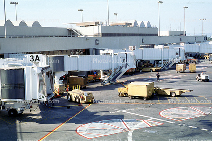 jetway-3A, terminal, buildings, belt loader, Jetway, Airbridge