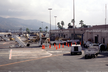 Terminal Building, Cones, Baggage Carts, Stair Trucks, Burbank-Glendale-Pasadena Airport (BUR), Ground Equipment