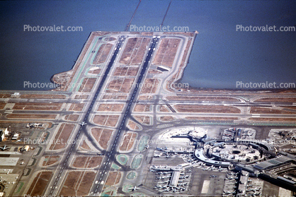 San Francisco International Airport (SFO)