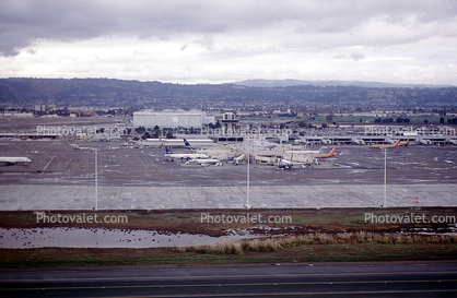 Terminals, eastbay hills, aircraft