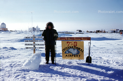 Fletcher's Ice Island, Drifting Station BRAVO, (Ice Island T-3), Iceberg, Weather Station, September 1960, 1960s