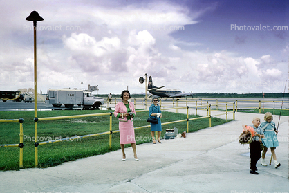 Passengers, Boy, Girl, Mom, June 1964, 1960s