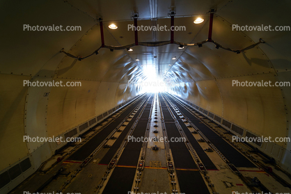 Inside the Cargo Deck, N301UP, Boeing 767-34AF, 767-300 series, floor