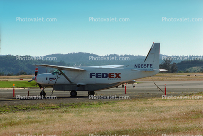 PT6A, N985FE, Cessna Model 208B Caravan, Fed Ex, Federal Express, FedEx Feeder