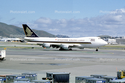 9V-SFA, Singapore Airlines Cargo, Boeing 747-412F, 747-400 series, Mega Ark, PW4056, PW4000, 747-400F