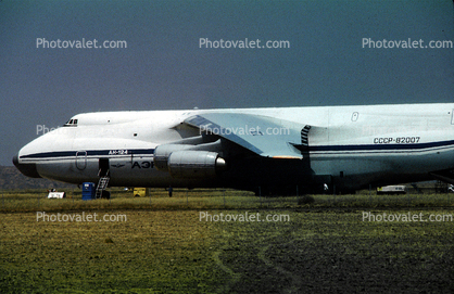 Russian Antonov An-124 at Abbotsford Canada, CCCP-820047