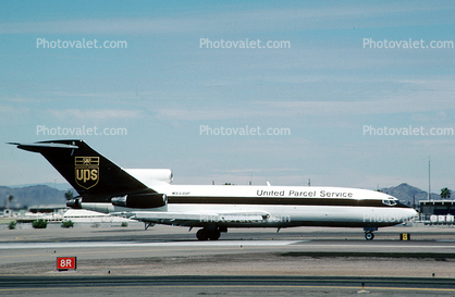 Boeing 727, N933UP