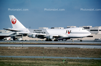 JA8132, Boeing 747-246F, Super Logistics, JT9D-7Q, JT9D, Boeing 747-200 series, 747-200F