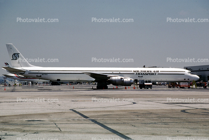 N8758J, Southern Air Transport SAT, Douglas DC-8