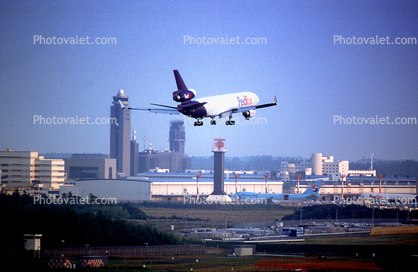 Narita International Airport, Fed Ex, landing, 7 November 2004