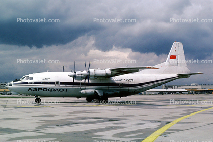 CCCP-11527, Antonov An-12V
