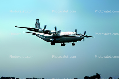 B-3102, China Postal Airlines, Xian Y8F-100, Antonov An-12