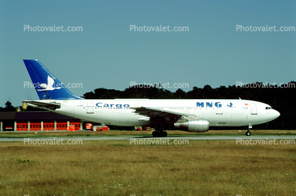 TC-MNG, MNG, Airbus A300C4-203