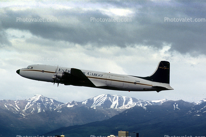 N151, Everts Air Cargo, Douglas DC-6
