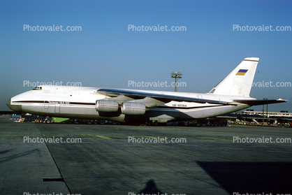 UR-82066, Air Ukraine Cargo, Antonov AN-124-100